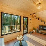 Apusenity- Refugiu Modern In Inima Naturii, Aproape De *