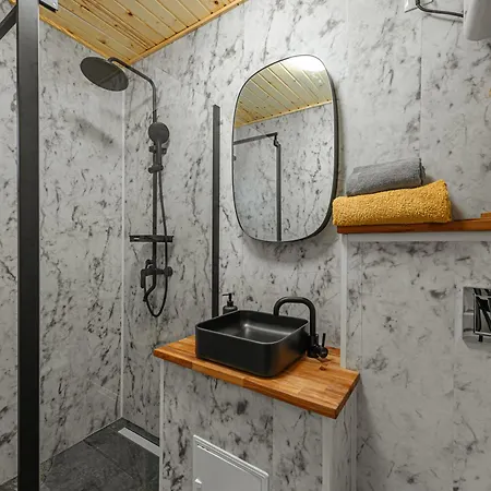 Apusenity- Refugiu Modern In Inima Naturii, Aproape De * Cluj-Napoca