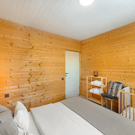 Вилла Apusenity- Refugiu Modern In Inima Naturii, Aproape De