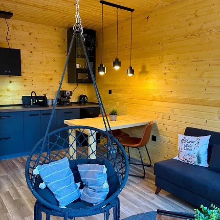 Apusenity- Refugiu Modern In Inima Naturii, Aproape De Клуж-Напока