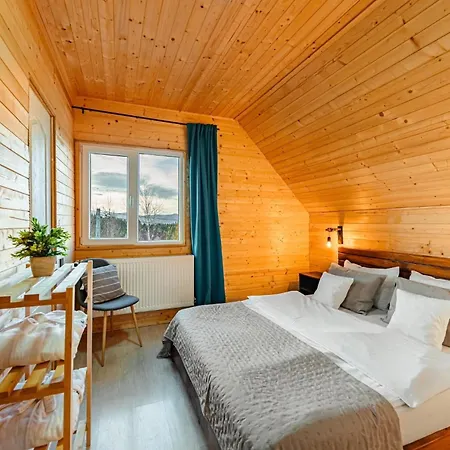 Apusenity- Refugiu Modern In Inima Naturii, Aproape De *