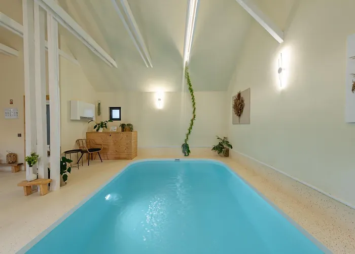 Villa Apusenity- Refugiu Modern In Inima Naturii, Aproape De