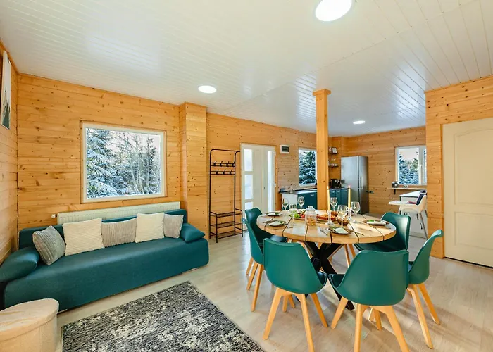 Apusenity- Refugiu Modern In Inima Naturii, Aproape De