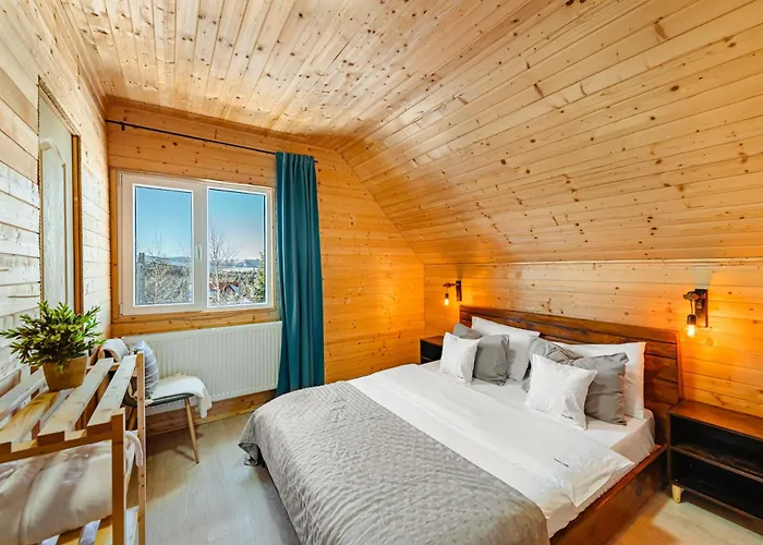 Apusenity- Refugiu Modern In Inima Naturii, Aproape De *